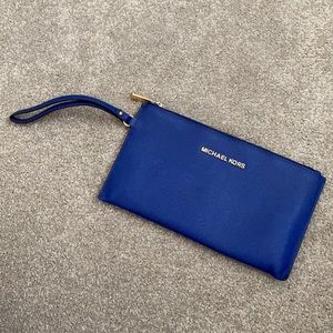Michael Kors - Large Wristlet - Dark Blue